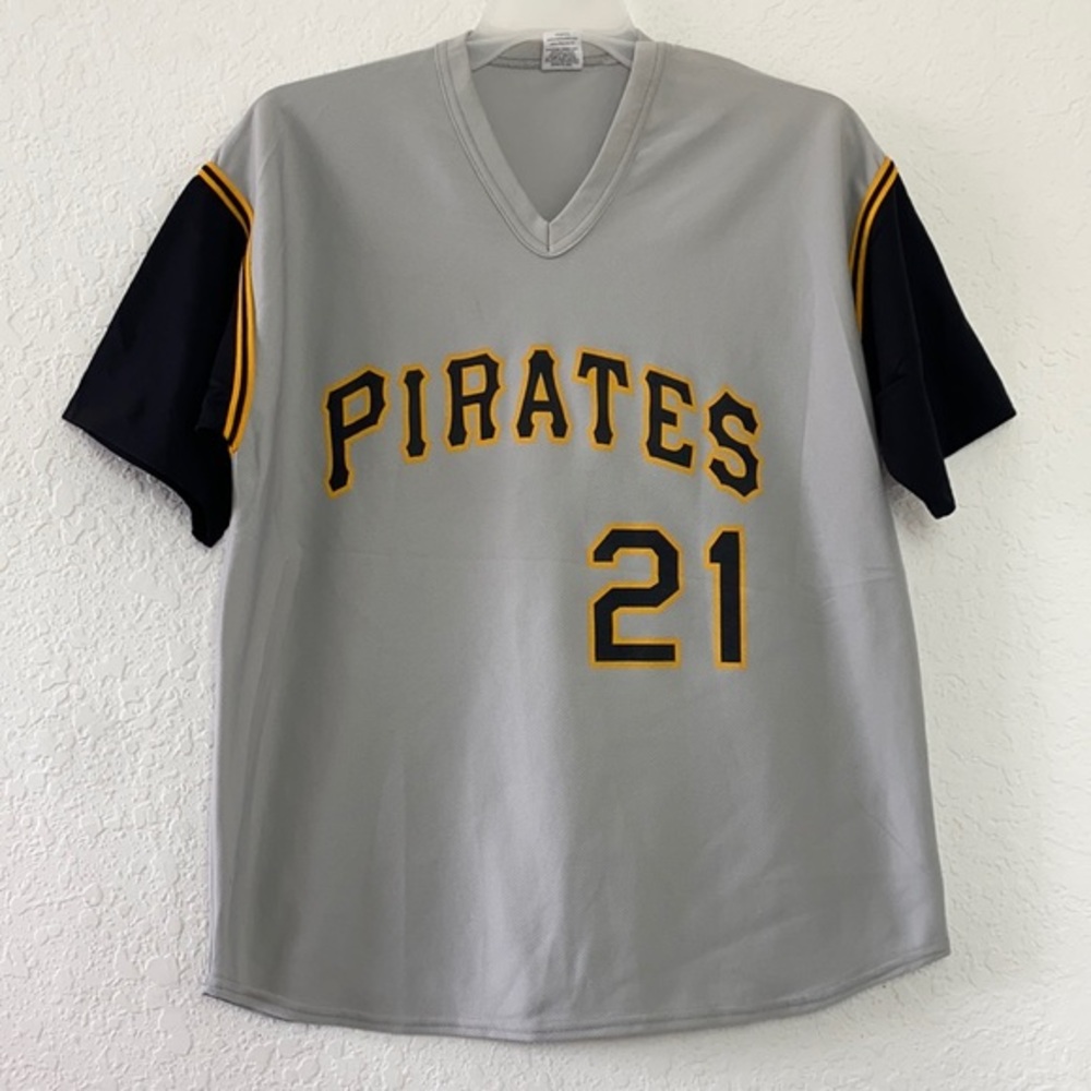✅Men Pittsburgh Pirates Baseball Jersey Size XL